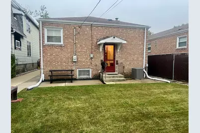 3820 W 57th Place, Chicago, IL 60629 - Photo 11