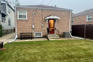 3820 W 57th Pl, Chicago, IL 60629 - Photo 11