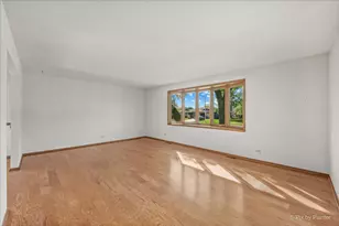 105 Haverhill Ln, Schaumburg, IL 60193 - Photo 5