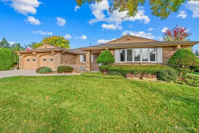 105 Haverhill Lane, Schaumburg, IL 60193 - Photo 1