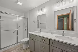 105 Haverhill Ln, Schaumburg, IL 60193 - Photo 25