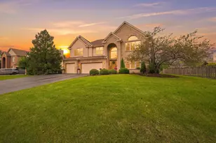 3630 White Deer Dr, Algonquin, IL 60102 - Photo 3