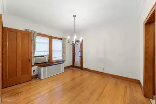 421 W Alexander Blvd, Elmhurst, IL 60126 - Photo 7