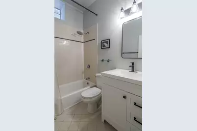 1344 N North Park Avenue #1, Chicago, IL 60610 - Photo 17
