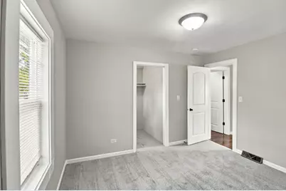 217 N Warwick Avenue, Westmont, IL 60559 - Photo 17