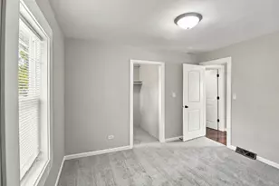 217 N Warwick Ave, Westmont, IL 60559 - Photo 17