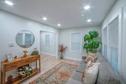 1030 Charles Street, Aurora, IL 60506 - Photo 3