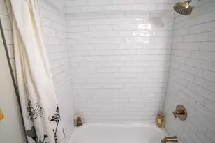 1030 Charles St, Aurora, IL 60506 - Photo 15