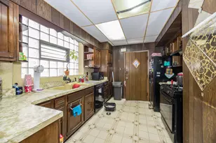 8722 S Harper Ave, Chicago, IL 60619 - Photo 23