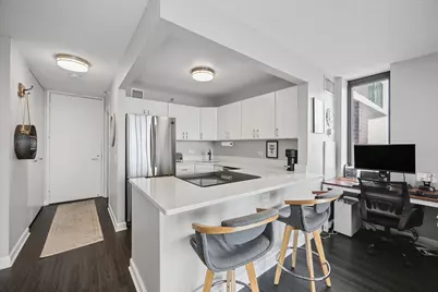 3660 N Lake Shore Drive #3504, Chicago, IL 60613 - Photo 5