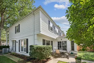 2448 Central Park Ave, Evanston, IL 60201 - Photo 21