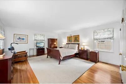 2448 Central Park Avenue, Evanston, IL 60201 - Photo 13