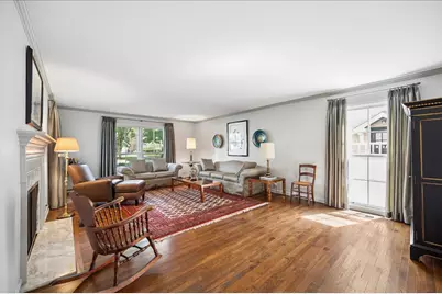 2448 Central Park Avenue, Evanston, IL 60201 - Photo 3