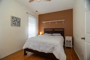 2734 W Argyle St, Chicago, IL 60625 - Photo 11