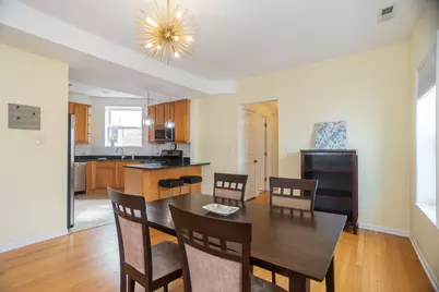 2734 W Argyle Street #3, Chicago, IL 60625 - Photo 9