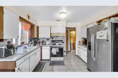 15452 Woodlawn East Avenue, South Holland, IL 60473 - Photo 5
