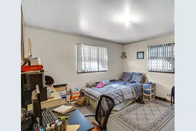 15452 Woodlawn East Avenue, South Holland, IL 60473 - Photo 11
