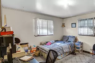15452 Woodlawn E Ave, South Holland, IL 60473 - Photo 11