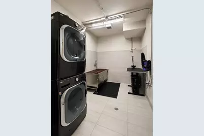 3740 N Halsted Street #914, Chicago, IL 60613 - Photo 15