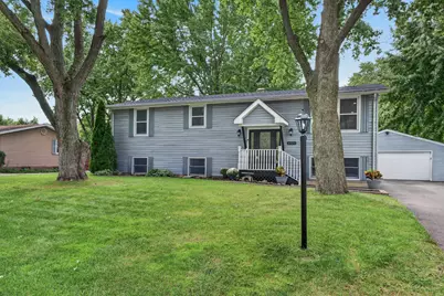 1521 Surrey Road, Batavia, IL 60510 - Photo 1