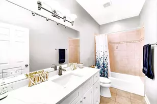 3541 S Prairie Ave, Chicago, IL 60653 - Photo 21