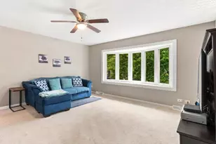 1243 Rick Ct, Joliet, IL 60431 - Photo 3