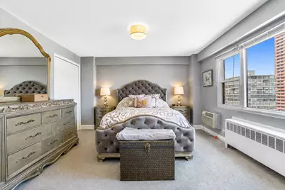 2909 N Sheridan Road #1702, Chicago, IL 60657 - Photo 9