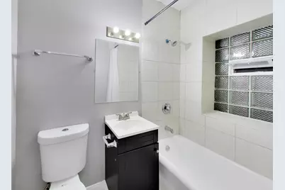 7042 S Michigan Avenue, Chicago, IL 60637 - Photo 19