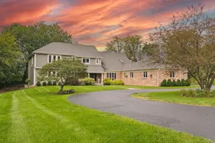 21680 Cambridge Dr, Kildeer, IL 60047 - Photo 1