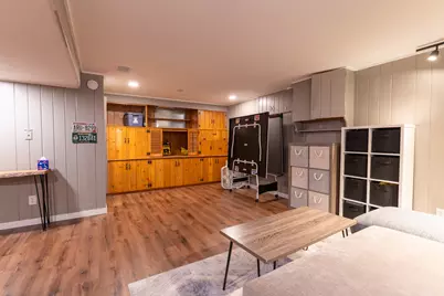 731 Roland Avenue, Rockford, IL 61107 - Photo 15