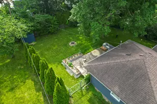 731 Roland Ave, Rockford, IL 61107 - Photo 19