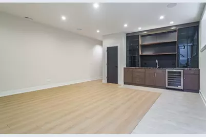 1716 W Berwyn Avenue, Chicago, IL 60640 - Photo 29