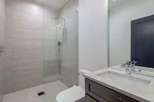 1716 W Berwyn Ave, Chicago, IL 60640 - Photo 33