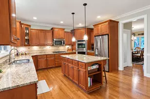 2016 Edgeview Dr, New Lenox, IL 60451 - Photo 3