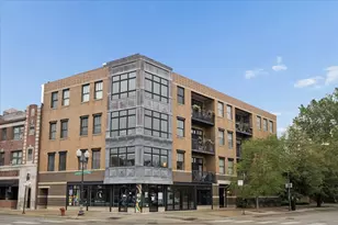 2116 W Cullom Ave, Chicago, IL 60618 - Photo 1