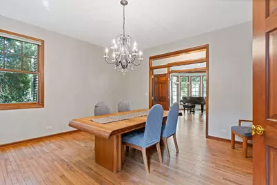 390 Grandview Avenue, Glen Ellyn, IL 60137 - Photo 15
