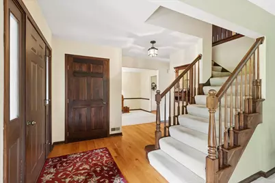 2146 Oak Court, Naperville, IL 60565 - Photo 9