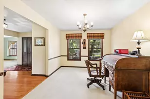 2146 Oak Ct, Naperville, IL 60565 - Photo 21