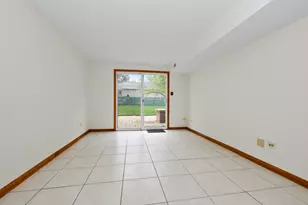 20823 S Acorn Ridge Dr, Frankfort, IL 60423 - Photo 7
