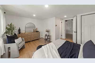 9525 Parkside Avenue, Oak Lawn, IL 60453 - Photo 19