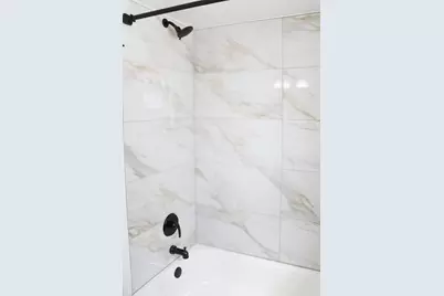 6111 W 64th Place #3, Chicago, IL 60638 - Photo 5