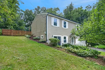 919 W Dale Avenue, Lakemoor, IL 60051 - Photo 3