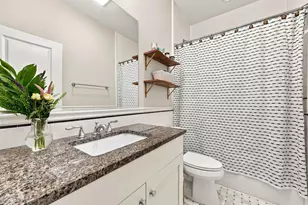 4007 N Paulina St, Chicago, IL 60613 - Photo 11