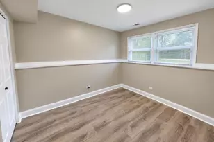 711 Southwind Dr, Carpentersville, IL 60110 - Photo 21