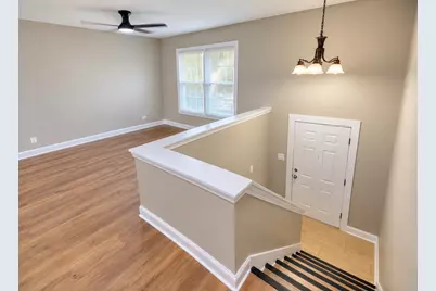 711 Southwind Drive, Carpentersville, IL 60110 - Photo 3
