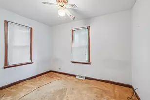 18805 Springfield Ave, Flossmoor, IL 60422 - Photo 11