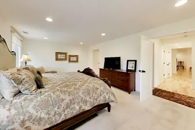 2020 Chestnut Avenue #109, Glenview, IL 60025 - Photo 11
