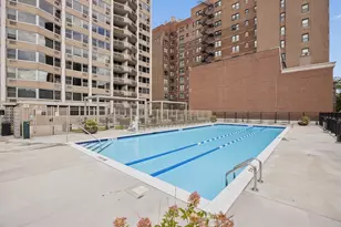 555 W Cornelia Ave, Chicago, IL 60657 - Photo 17
