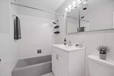 555 W Cornelia Avenue #501, Chicago, IL 60657 - Photo 11