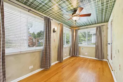 67 Grove Avenue, Glen Ellyn, IL 60137 - Photo 3